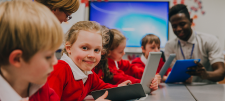 primary children using ipads